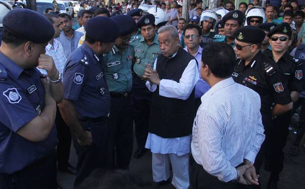 ctg_Enayet_bazar_Mk_alamgir_4