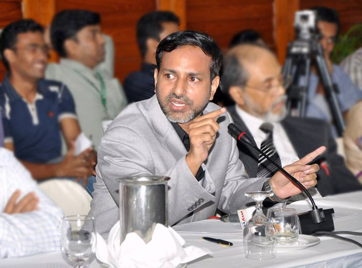 555182_520333921388958_1284597792_n