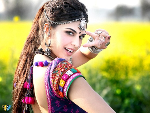 jacqueline-fernandez_13900