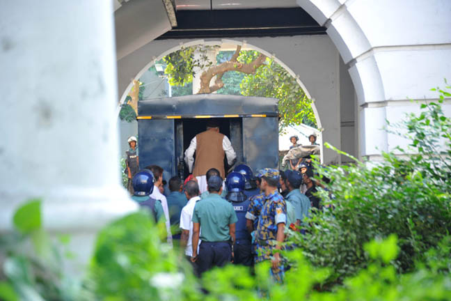 02_NEWS_Dhaka_29102014