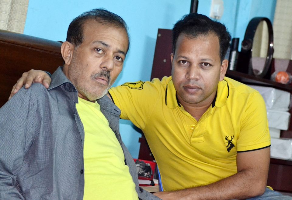 চিত্রপরিচালক শহীদুল ইসলাম খোকন (বামে) অভি মইনুদ্দিন