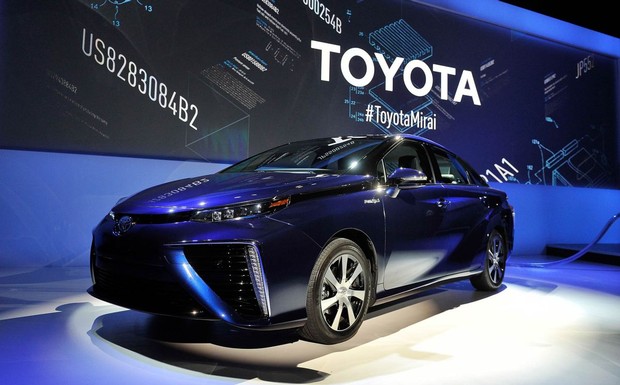 CES+2015+Toyota+opens+up+hydrogen+patents