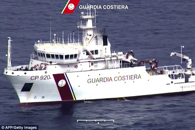 27BE004100000578-3045468-The_Italian_Coast_Guard_pictured_is_coordinating_the_rescue_oper-a-6_1429476903635