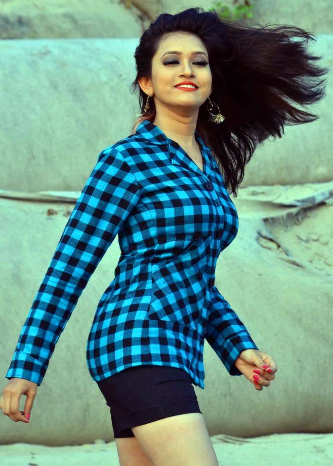 naznin-akter-happy-bangladeshi-model-actress-photos-19