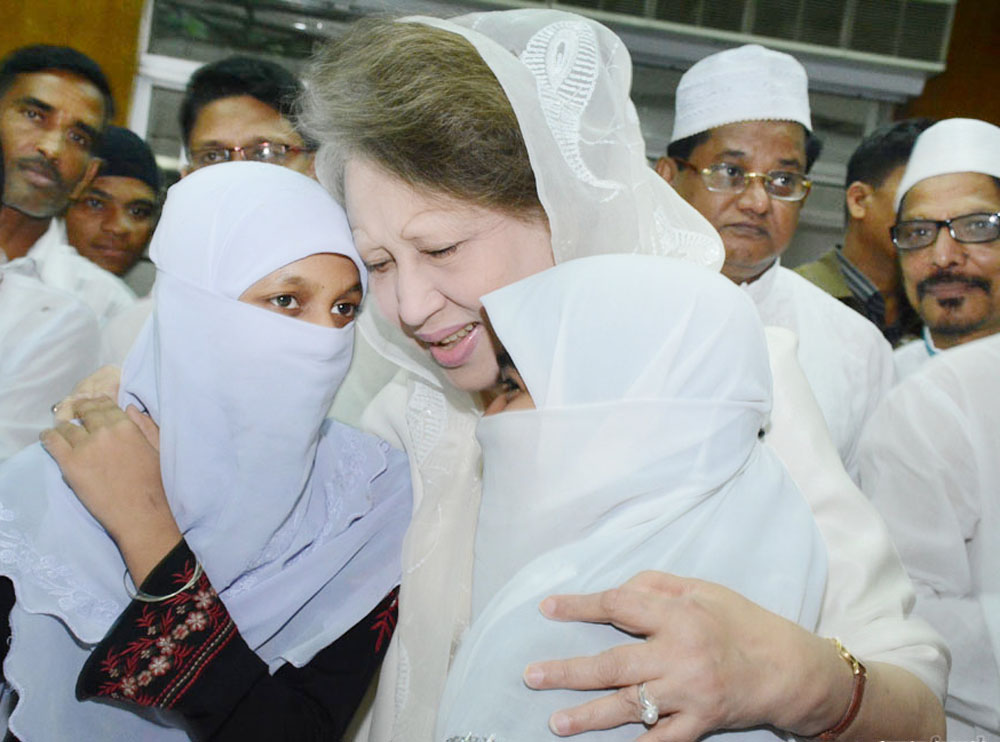 19-06-15-Khaleda Zia_Iftar-4