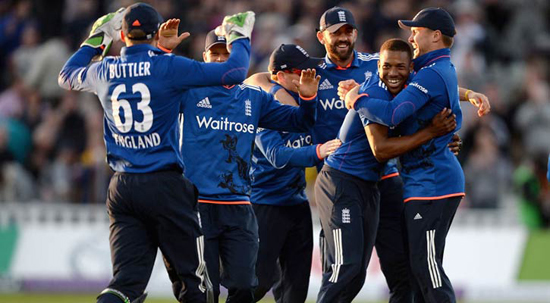 46928_England_bg_513408085