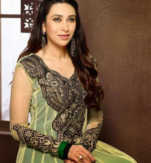 Karishma-Kapoor-photos--600x649