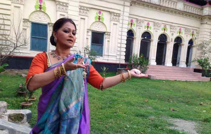 joya-top-20140509190458