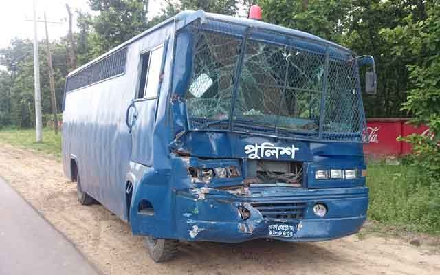 Gazipur-Accident