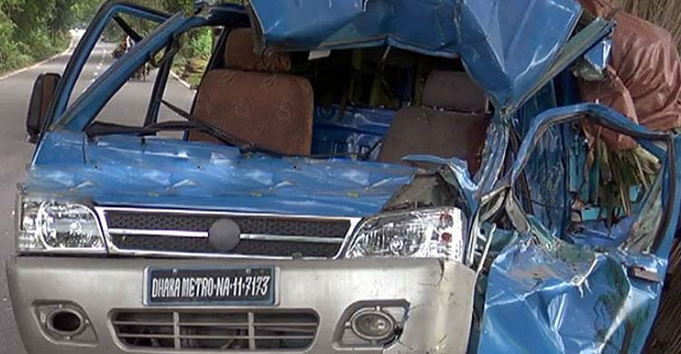 Madaripur-Accident20150811121247