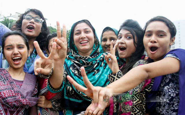 10_RAJUK+Uttara+Model+College_HSC+Result+_130814_021