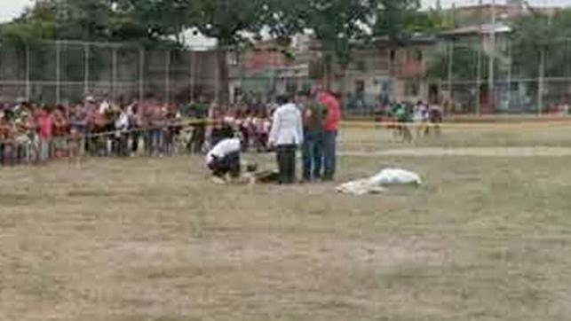 79214531e657d583a3b0d5af8d233e00-ref-killed