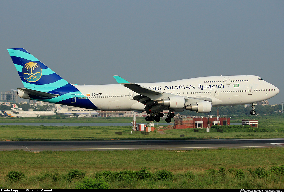 ec-kqc-saudi-arabian-airlines-boeing-747-412_PlanespottersNet_420817 (1)